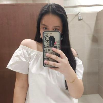 melalame11's profile picture. 