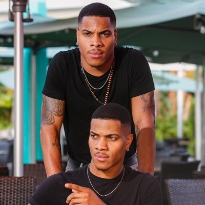 Pric3lessTwinz's profile picture. IG: @Pric3lesstwinz