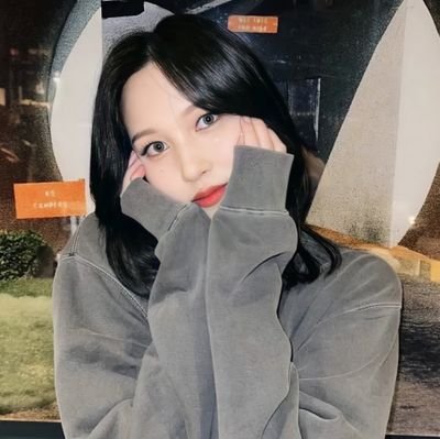 MinayaPenguin's profile picture. Nine or None, Stan Twice 💖🤟