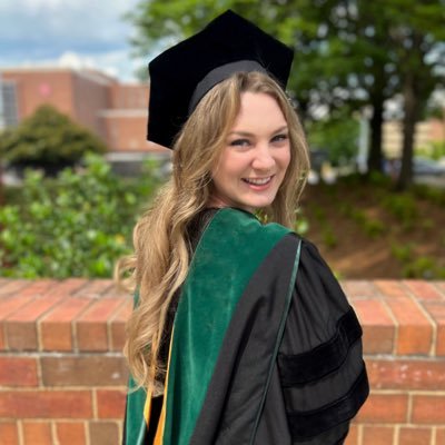 Pediatrics PGY-1 | Non-medical interests include mentorship, travel, naps, and my super cute dog |