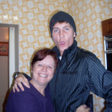 2knowmore_'s profile picture. 