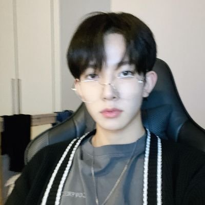 heedrft's profile picture. 