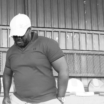 I am more than meets the eye...Never accepting the status quo...dedicated Father...Finance Guy,Enterpreneur,Liverpool FC fan,Nkana FC Fan...MMA fan...