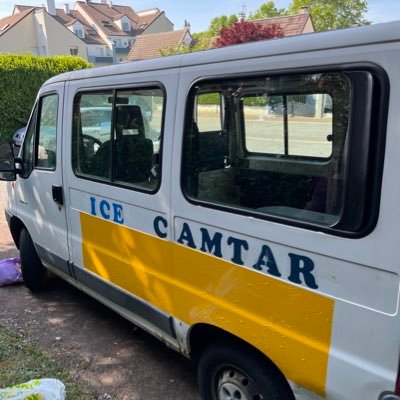 Normaliser les camions glaces svp sur le secteur de mantes prochainement ( venez suivre l’actu ce sera tellement drôle) je sais pas ce que je fais.