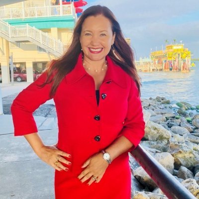 Conne20Carolina's profile picture. Talent & Community Developer, Entrepreneur, Latina, Luxury Real Estate Professional, Leader, Bilingual, Veteran Advocate, Mentor, Mom, & Lightning Fan!