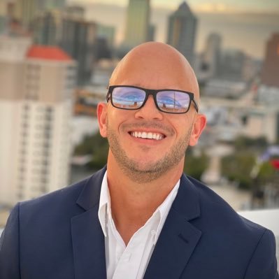 Solito369's profile picture. Patiently investing. 🤫