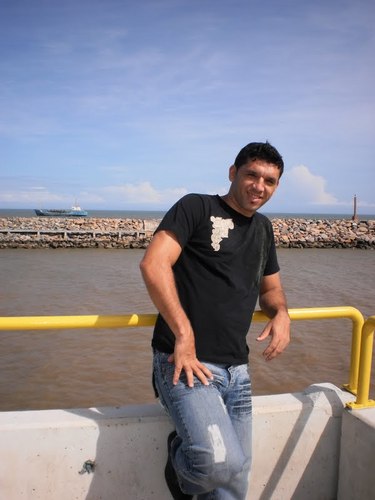 falzinhuu's profile picture. 