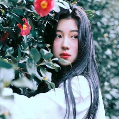 Charu_chave's profile picture. 