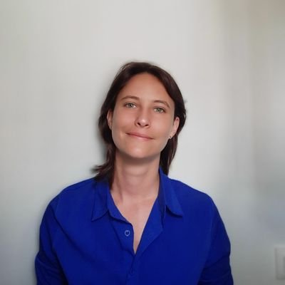 ApollineEyo's profile picture. 🏗🔨🖥
Also engaged for a better world.