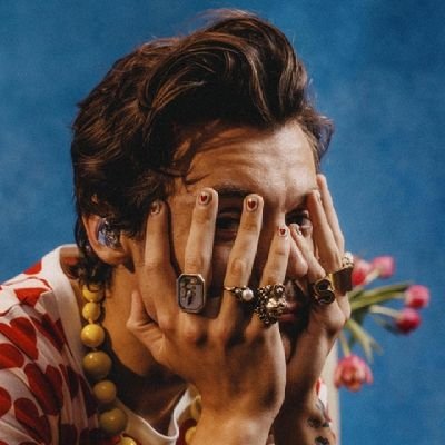 ╰───⌲i am a sad bitch who's in love with somebody