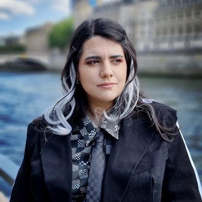 Environment & Material artist @Quantic_Dream 🎮 • Photographer 📸 • Chorister at @CSCPOfficiel 🎤• @MuseFrance crew • Shawol 💎 • @SHINeevent_fr team 💎
