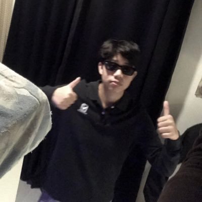 payladoearth's profile picture. 