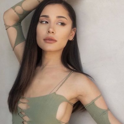 skyfulstarss's profile picture. How you touch my soul from the outside? Permeate my ego and my pride.