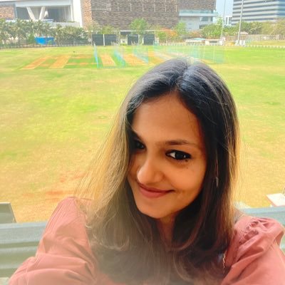 ianujadeshpande's profile picture. 