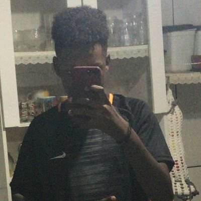 crfs4ntos's profile picture. Tripliquei as cordas no meu pescoço.                                  
                                                                     051