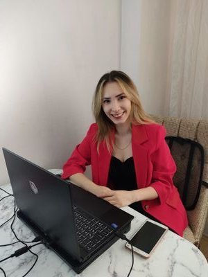 elifnurkohlecom's profile picture. 