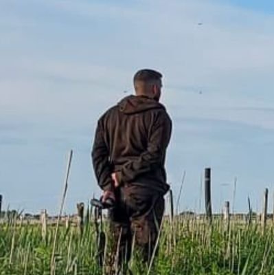 Wildlife Biologist &  wild bird keeper with a special interest in ground nesting birds, currently working as project Gamekeeper for the Breeding Curlew EIP