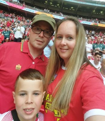 Dad|Wrexham Futsal & Grassroots u11's coach|Wrexham AFC ST holder.