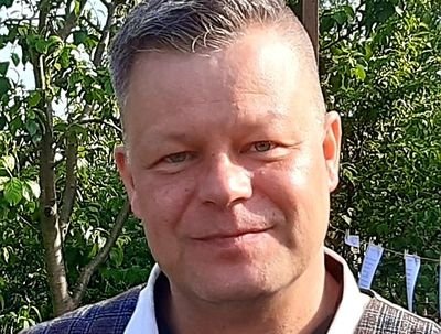 KirschenbaumMa6's profile picture. Ich denke nie Gedacht zu haben, denn das Denken der Gedanken ist gedankenloses Denken.