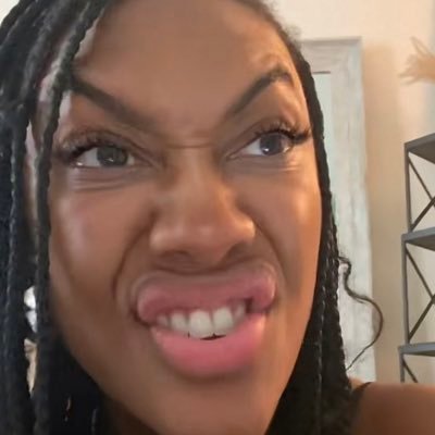 nikkiduhh's profile picture. Nigerian and blessed.