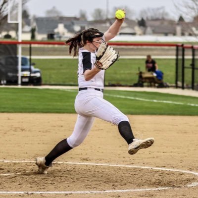 LHP/1B | Illinois Stars Fastpitch 18U| HS Varsity Softball (3x 4A All State/3x All Conf/3x All Area)| Bradley-Bourbonnais Community HS | @WIUSoftball commit💜💛