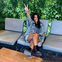 jay (@jays_on_my_feed) 's Twitter Profile