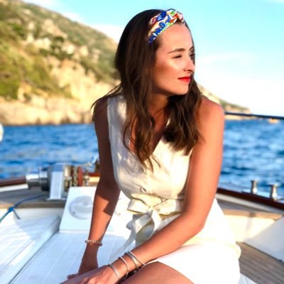 natalieneppl's profile picture. I only tweet about sports and politics