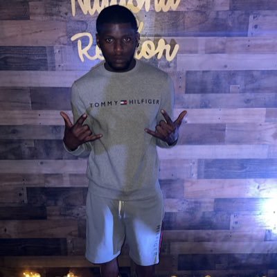 laPhilly9's profile picture. Run da money up