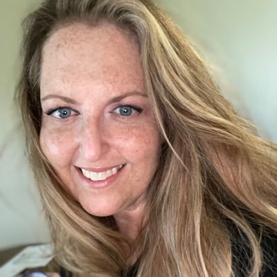 redsfan0923's profile picture. AG-ACNP, Nephrology Nerd for sure, Pulm/Crit, nightshift, Mom, Dog-Mom