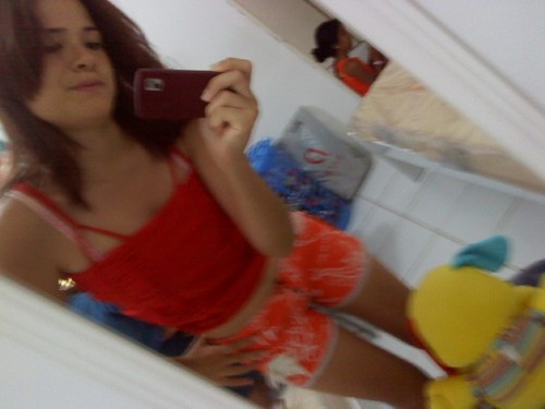 Sou a Menininha Da fotoo;.