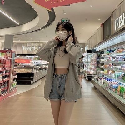 bwyman11's profile picture. over the moon 🌗