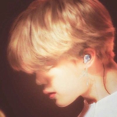 Cherbellxq's profile picture. เหนื่อยที่จะเติบโตขึ้นแล้ว.