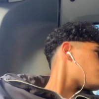 €100 (@crismailell) 's Twitter Profile