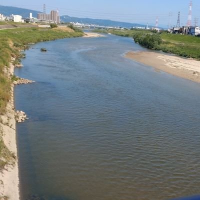 阪大電情

今、葬送のフリーレンが熱い