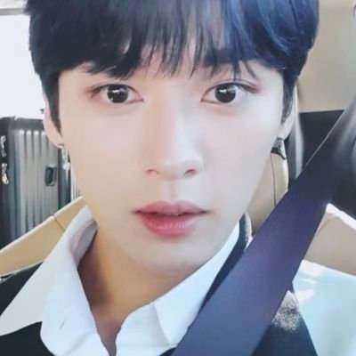 UhRK8DPfmFlbCZB's profile picture. 트찐