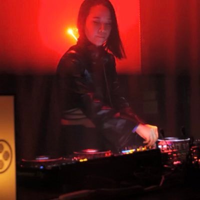 Tokyo-based DJ 🪐 Weaves resident