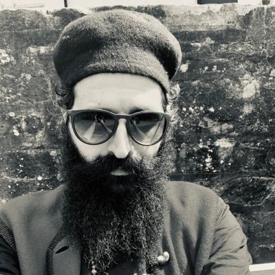 nayi_sina's profile picture. hiç