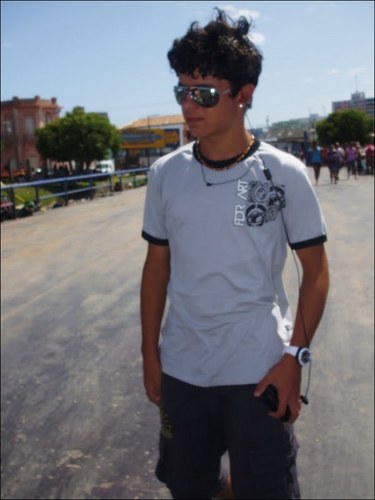 face : http://t.co/rBP49bRfHJ