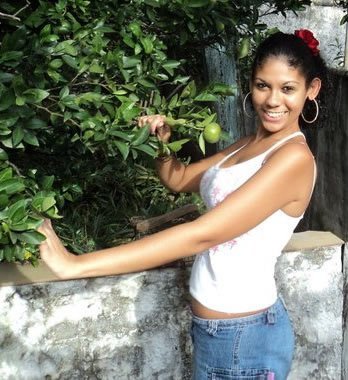 guaycara's profile picture. Analista de Sistemas (Developer)
E se me achar esquisita, respeite também. Até eu fui obrigada a me respeitar. (Clarice Lispector) ;-)