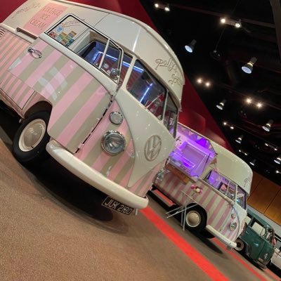 Polly's Vintage Ice Cream Parlour owns Florence & Matilda 1966 VW Split Screen Ice Cream Camper Vans ....... ♡