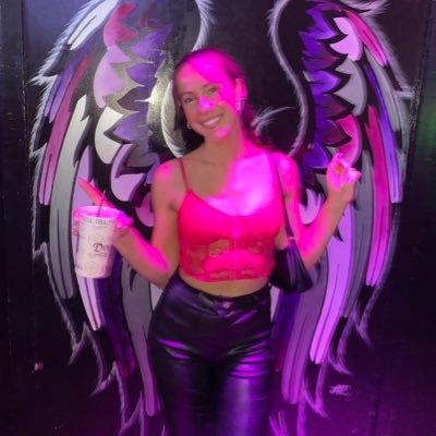 _AshleyHoffman_'s profile picture. ☀️☀️