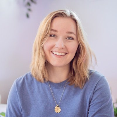Founder: @OMAlignment | 500hr CYT 🧘🏼♀️ | Writer | Photographer & Videographer | I'm probably creating something 🌿