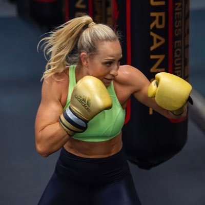 World Champs 🥈 2016, 2022 Com Games 2014 (captain), 🥉2018,🥈2022. Current Professional boxer 4-0. Aus champ 👑