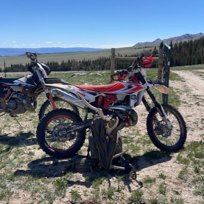 stackattack52's profile picture. Wyomingite. Hunter. Food lover. Broncos fan. I just wanna hunt and ride dirt bikes