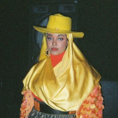 Amira Unplugged Profile