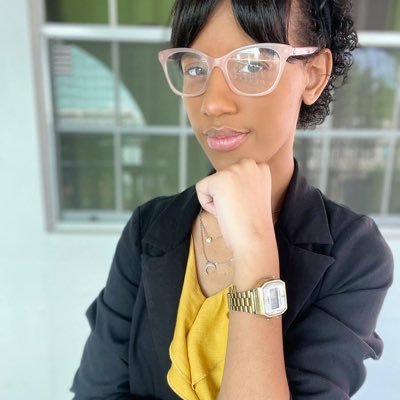 Dios Primero🙏🏽 Empresaria 💎 Líder 🫀 Madre 💓 23 años 🙌🏽 Escribiendo historias de éxito