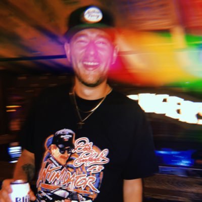 derrick Profile
