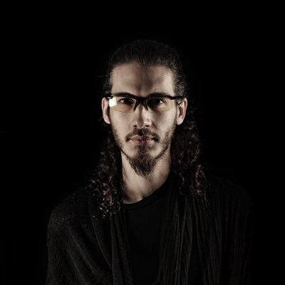 Keyboardist, Arranger / Conductor for Jordan Rudess, Dream Theater and more. Film Scoring / Electronic Production & Design @ Berklee College of Music.