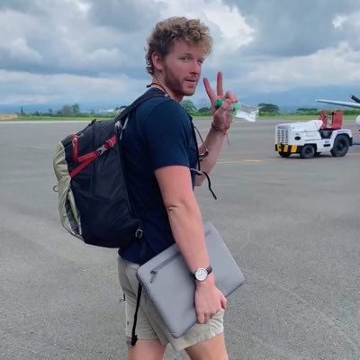 👨🏼💻 digital nomad dude 🌎 did the whole @remoteyear thing 🚀 co-founder at @TeamGalacticFed