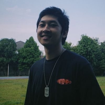 A prokopton. Economics student at FEB UI.
